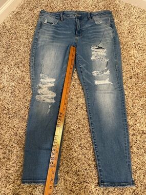 American Eagle Outfitters Distressed Light Blue Skinny Jeans